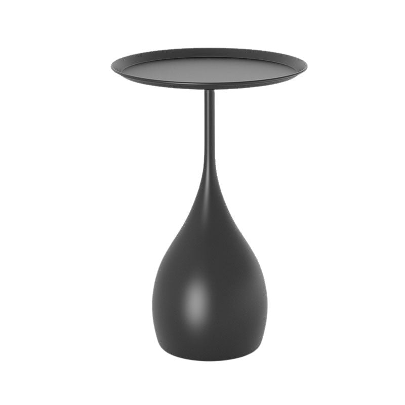 Table d’appoint ronde en métal avec piètement décoratif | Rêve